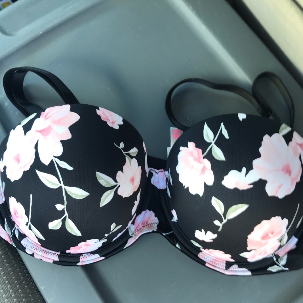 VS Bra
